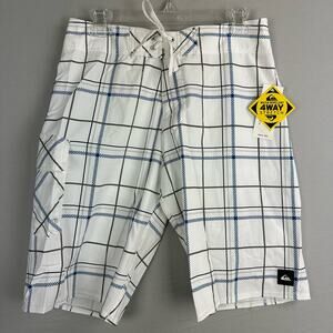 Quiksilver Men’s 30 Crush A Lot Board Shorts Plaid Stretch Cinch Fly
